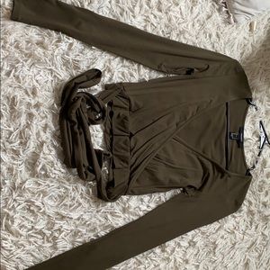 Long sleeve tie shirt